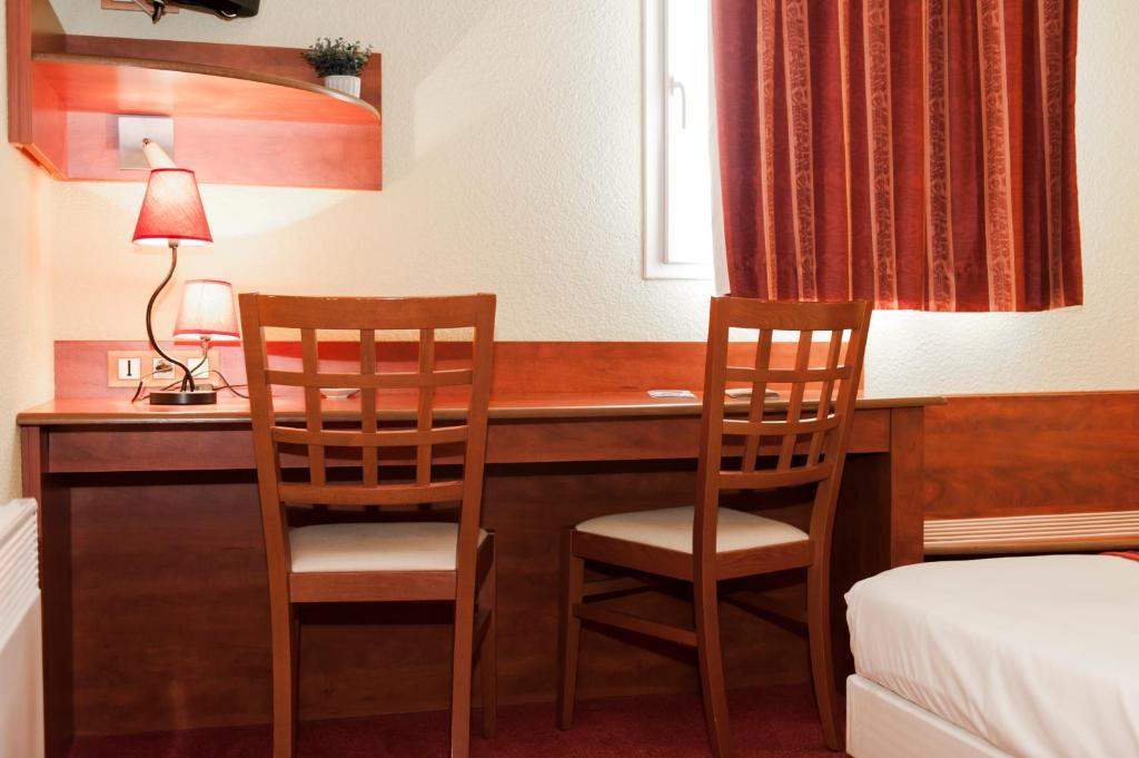 Armony Hotel Bourg-Achard Szoba fotó